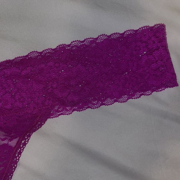 Victoria's Secret PINK Purple Floral Lace Thong Panties - Picture 2 of 6